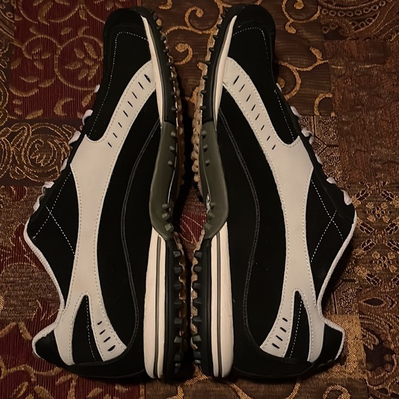 Skechers Leather Lifestyle Hybrid Sneaker - Picture 6 of 7